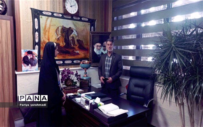 شهدا، امام‌زادگان عشق و ستاره‌های‌همیشه‌روشن هستند
