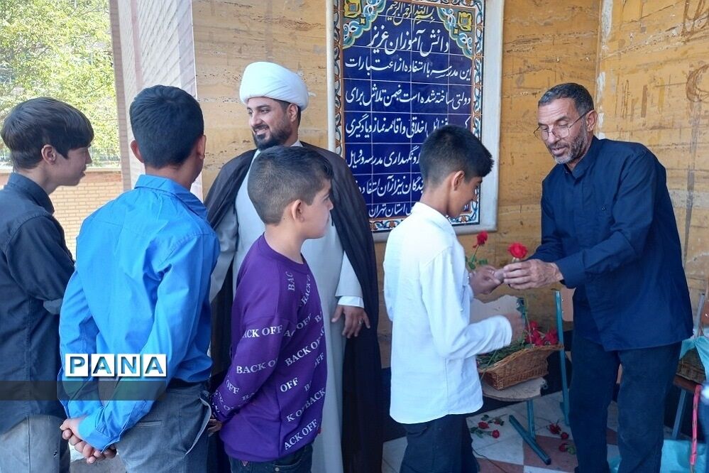 زنگ بیعت با امام زمان(عج) در دبیرستان پیامبر اعظم فشافویه