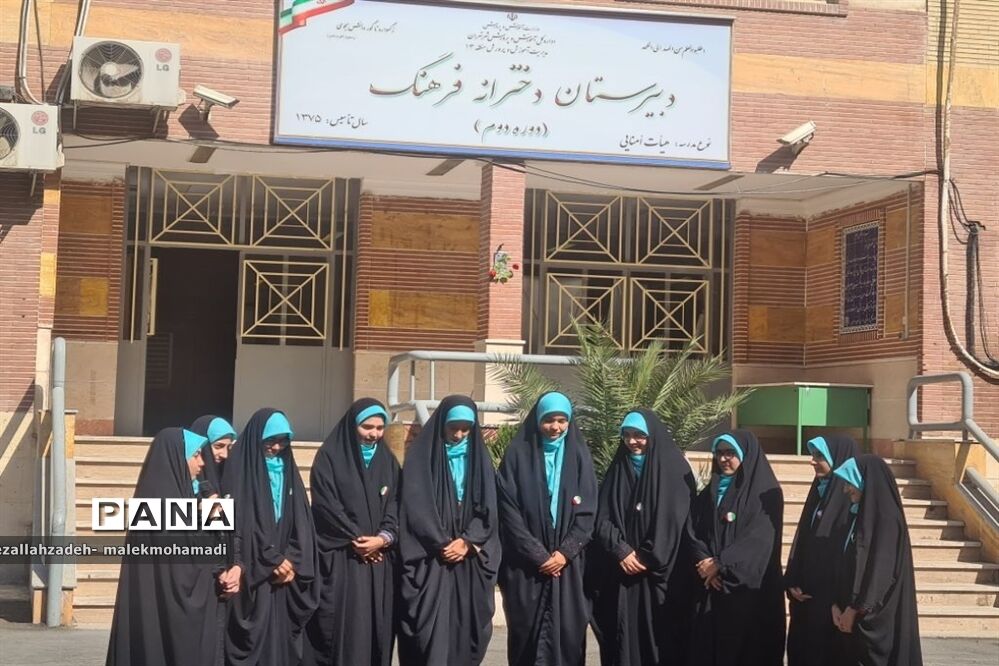 استقبال از کاروان مقاومت در مدارس منطقه ۱۳