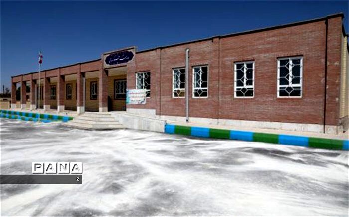 افتتاح دبیرستان شبانه‌روزی طوبی با اعتبار 7 میلیارد تومان در شهرستان بافت