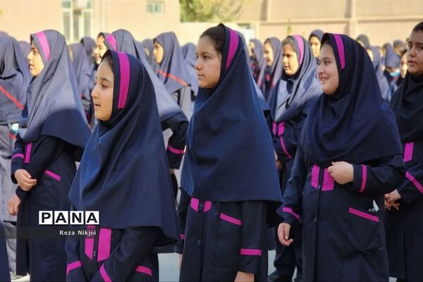 حضور خادمان جمکران در مدارس ناحیه یک بهارستان