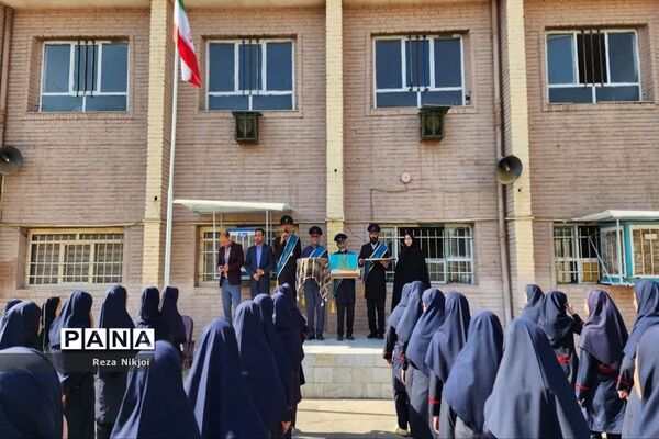 حضور خادمان جمکران در مدارس ناحیه یک بهارستان