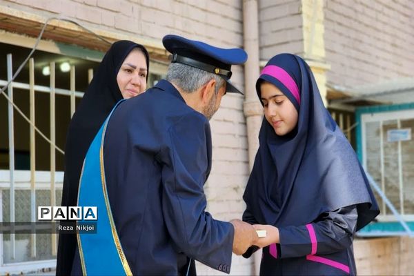 حضور خادمان جمکران در مدارس ناحیه یک بهارستان