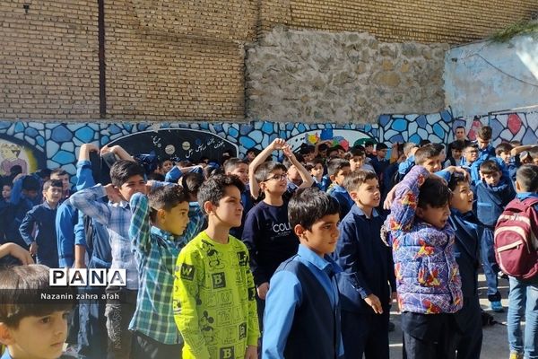 برگزاری جشن امامت امام زمان(عج) در مدارس رودهن