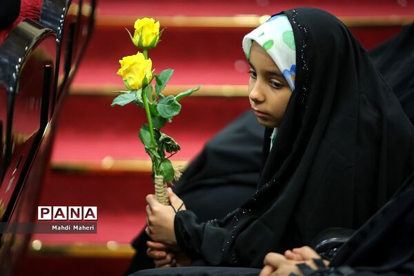 همایش تجلیل از رزمندگان فرهنگی دفاع مقدس
