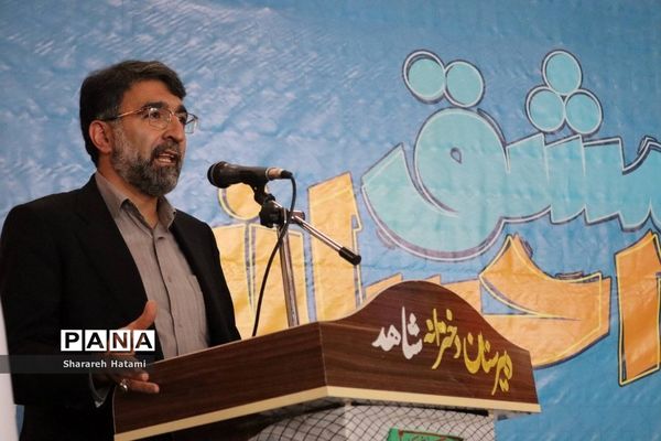 توزیع بسته‌های معیشتیِ مشق احسان