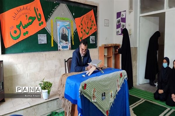 روایتگری دوران دفاع مقدس برای دانش‌آموزان