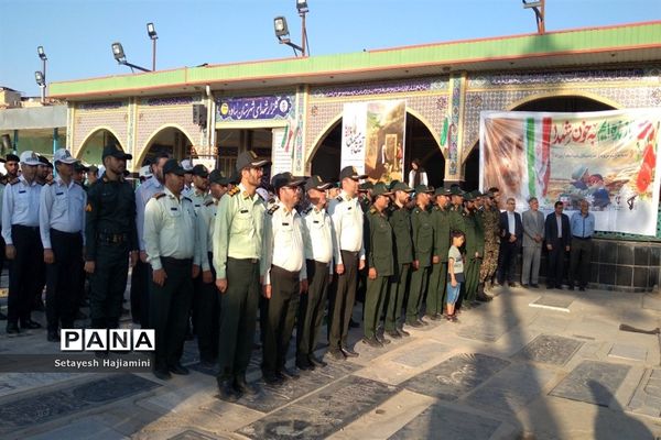 غبارروبی و عطرافشانی مزار شهدا