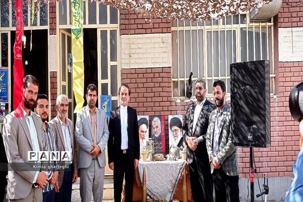 مراسم گرامیداشت هفته دفاع مقدس در اداره آموزش و پرورش شهرستان قرچک