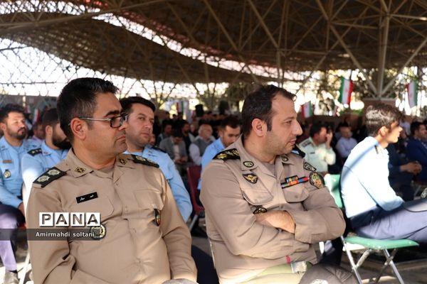 غبارروبی مزار شهدا در تبریز