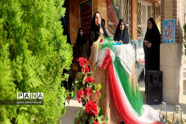 مراسم گرامیداشت هفته دفاع مقدس در مدرسه شاهد کوثر رباط کریم