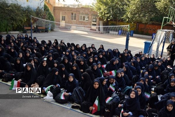 نواختن گلبانگ انتظار در دبیرستان دخترانه فیض کاشانی منطقه ۱۴