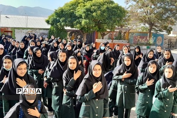 حضور کاروان مقاومت در مدرسه حضرت معصومه شهرستان فیروزکوه