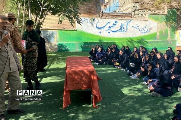 تشییع شهید گمنام در مدارس دخترانه رودهن