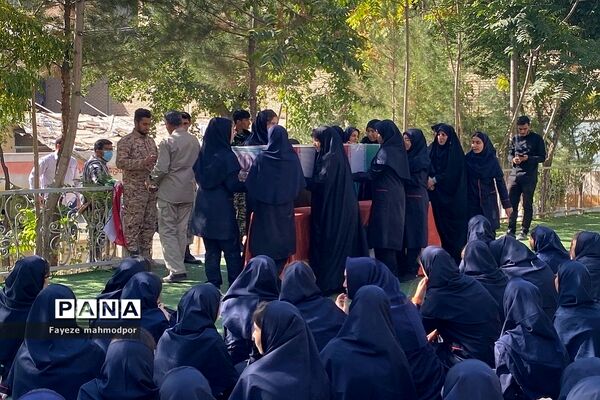 تشییع شهید گمنام در مدارس دخترانه رودهن