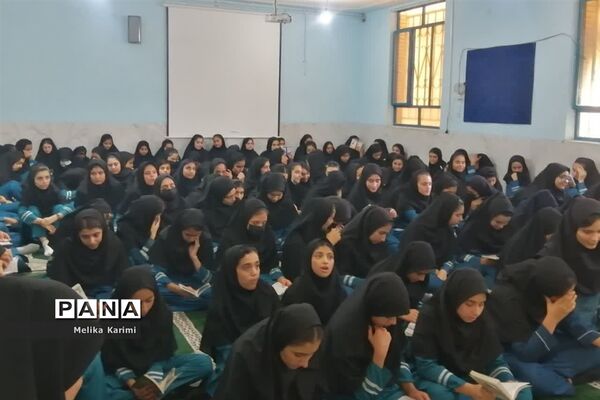 جشن آغاز امامت امام زمان(عج) در دبیرستان دخترانه شهید محمد اژدری کوهمره نودان