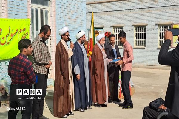 افتتاح دبیرستان متوسطه اول و دوم صدرا در ابرکوه