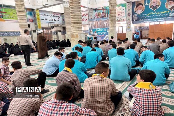 اجتماع جوانان نقش آفرین گام دوم انقلاب در بهبهان