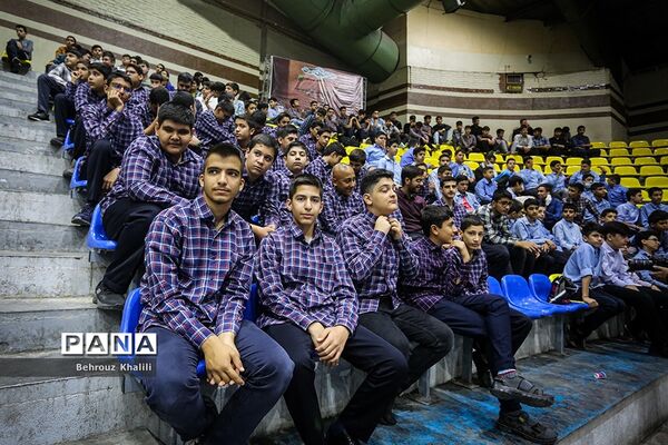 اجتماع بزرگ جوانان نقش آفرین گام دوم انقلاب