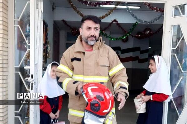 برگزاری روز آتش‌نشانی در دبستان دخترانه سما 2 رودهن