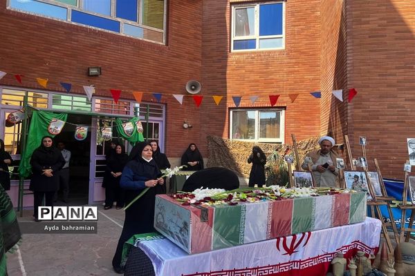 استقبال از شهید گمنام در مدرسه نبوت صفادشت