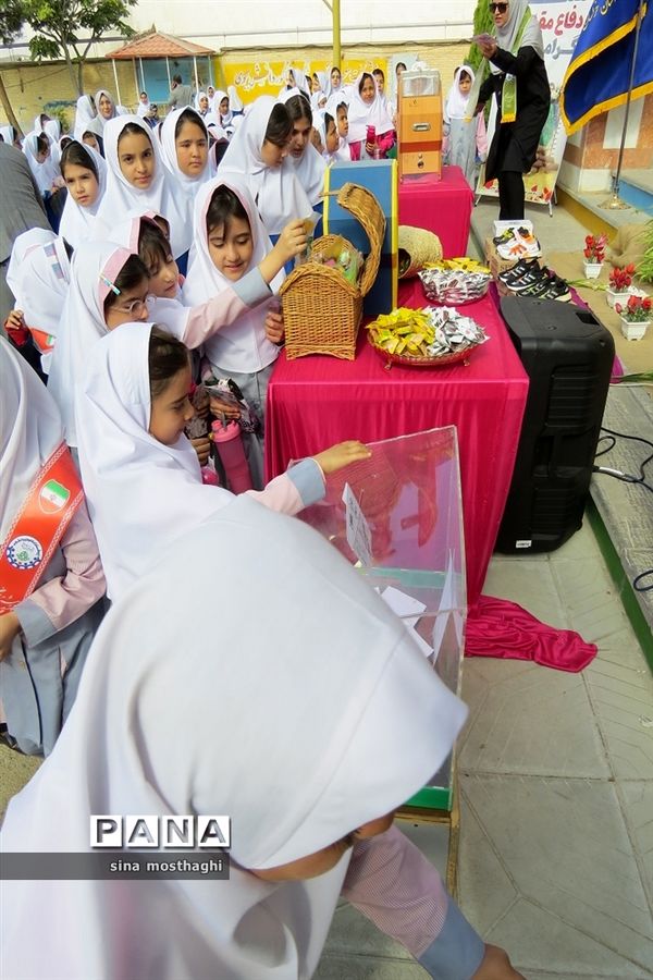 برگزاری جشن عاطفه‌ها در دبستان شاهد فاطمه الزهرا شهرستان بجنورد