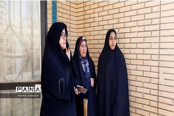 مراسم نواختن زنگ مهر و  تقدیر از فرزندان شهید سرهنگ جام دوست
