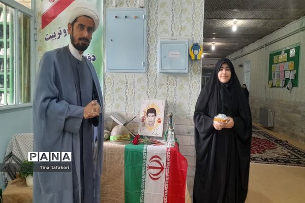 نشست بصیرتی دانش‌آموزان آموزشگاه شاهد فردوس بافق