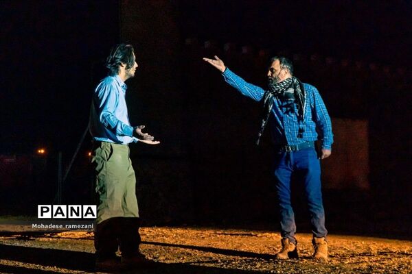 نمایش بزرگ میدانی نوری در نیمروز در بوستان کوهشار