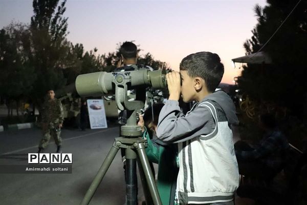 نمایشگاه هفته دفاع مقدس