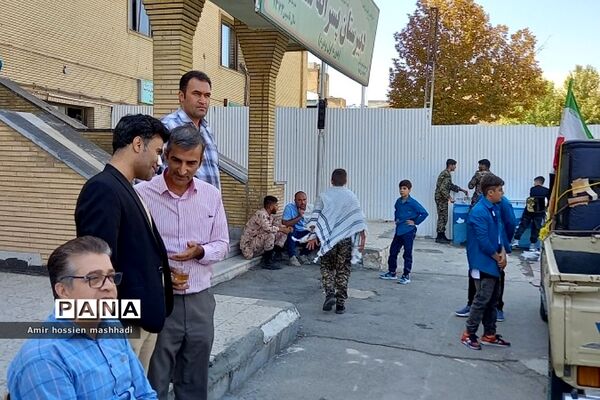 تشییع شهید گمنام در دبیرستان ۱۳ آبان و متوسطه اول سما رودهن