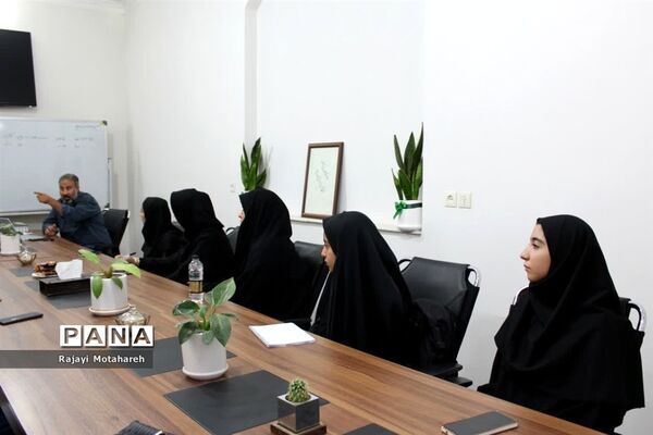 بازدید مدیر خبرگزاری فارس یزد از خبرگزاری پانا اردکان