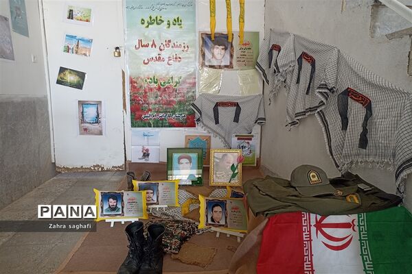 نواختن زنگ مهر و مقاومت در سال تحصیلی جدید در هنرستان ام البنین خاتم