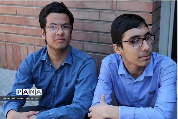 آیین نواختن زنگ ایثار و شهادت در دبیرستان پسرانه نابینایان امید