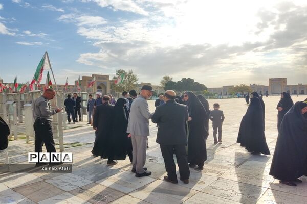 مراسم غبارروبی مزار شهدا در آرامستان خواجه ربیع مشهد