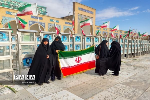 مراسم غبارروبی مزار شهدا در آرامستان خواجه ربیع مشهد