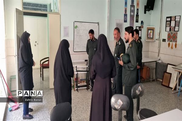 گرامیداشت هفته دفاع مقدس با حضور بسیج شهید منتظر قائم یزد