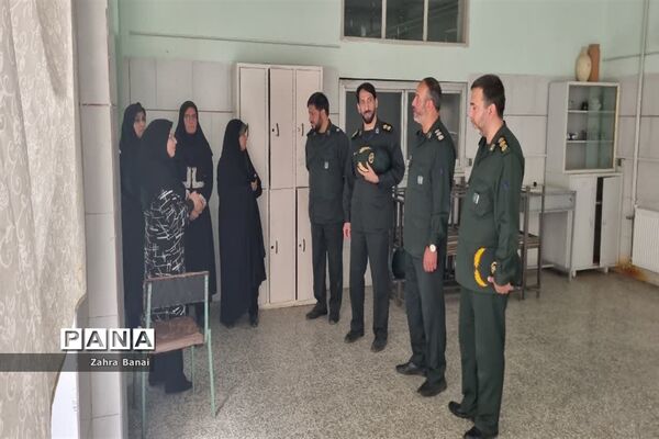 گرامیداشت هفته دفاع مقدس با حضور بسیج شهید منتظر قائم یزد