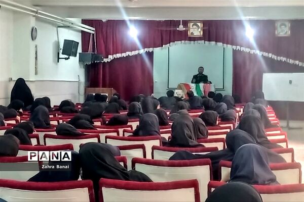 گرامیداشت هفته دفاع مقدس با حضور بسیج شهید منتظر قائم یزد