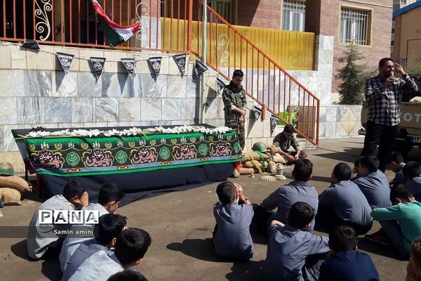 تشییع پیکر مطهر شهید گمنام در 2 مدرسه رودهن‌