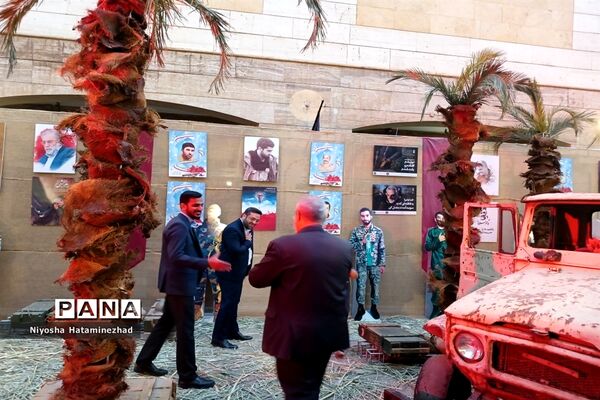 حضور دانش‌آموزان بهارستانی در نمایشگاه روایت گمنامی