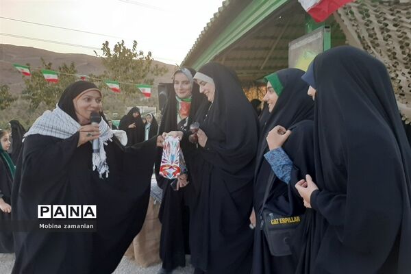بزرگداشت هفته دفاع مقدس در مزار شهدای پارک خورشید