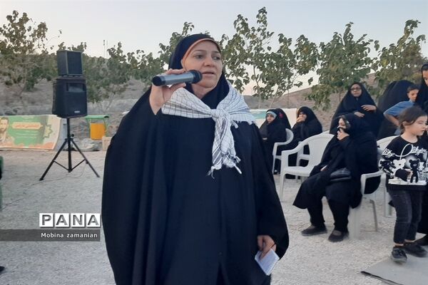 بزرگداشت هفته دفاع مقدس در مزار شهدای پارک خورشید