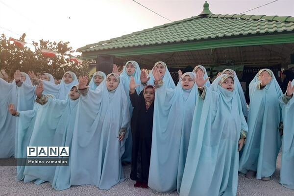 بزرگداشت هفته دفاع مقدس در مزار شهدای پارک خورشید