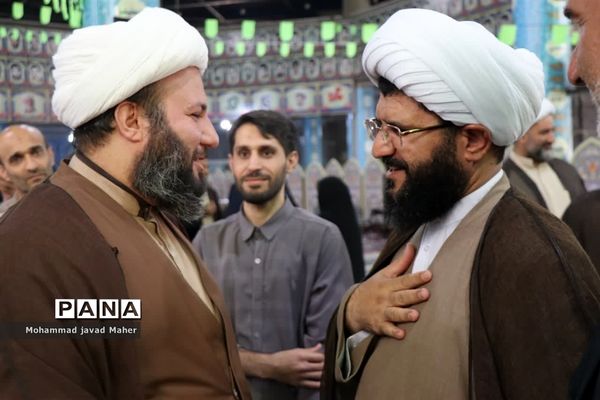 خداحافظی نمازگزاران جمعه با امام جمعه شهرستان قدس