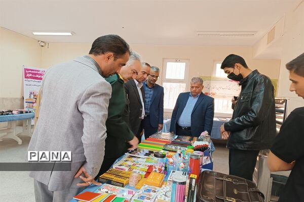 افتتاحیه نمایشگاه تخصصی کتاب و نوشت افزار در خلیل‌آباد