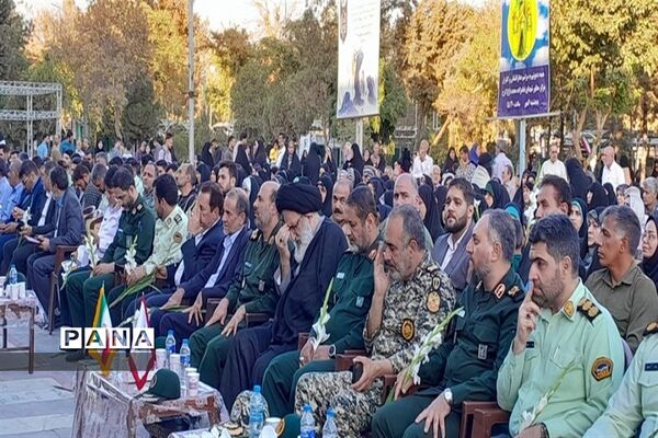 برگزاری مراسم آیین لاله‌ها در امامزاده محمد کرج