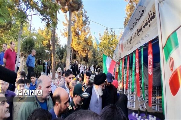 برگزاری مراسم آیین لاله‌ها در امامزاده محمد کرج