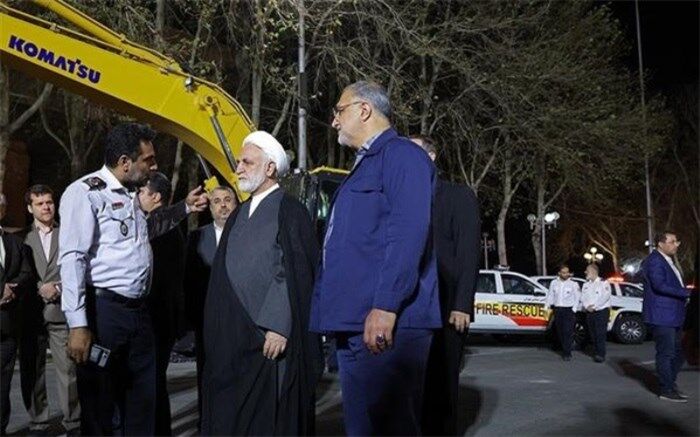 لزوم تجهیز مستمر ابزار و وسایل آتش‌نشانی