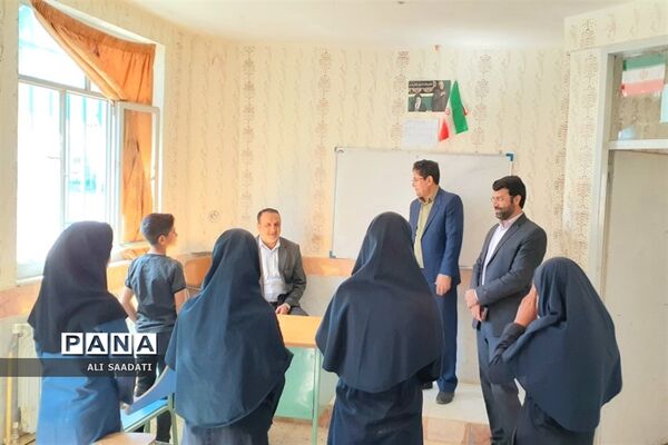 بازدید مدیر آموزش و پرورش شهرستان کلات از مدارس روستاهای قله زو، آقداش و سیرزار